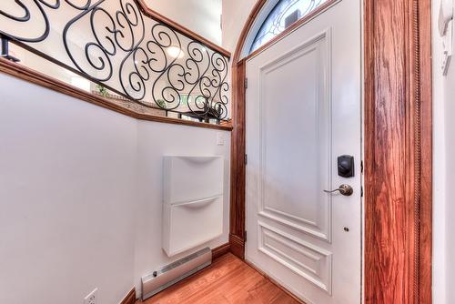 Hall - 40 Rue Courval, Kirkland, QC - Indoor Photo Showing Other Room