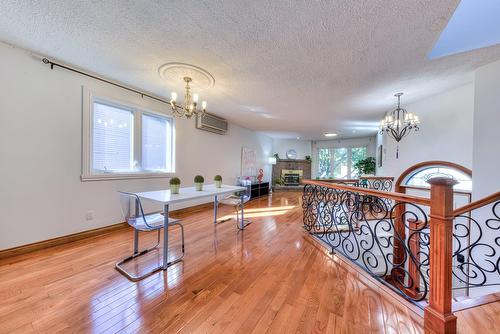 Dining room - 40 Rue Courval, Kirkland, QC - Indoor