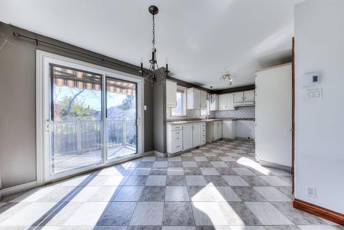 Kitchen - 40 Rue Courval, Kirkland, QC - Indoor