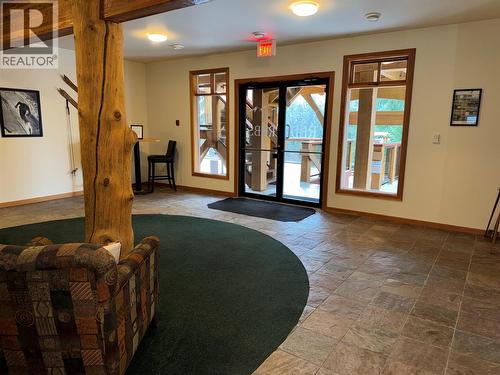 Main Foyer/ Sitting area - 4430 Red Mountain Road Unit# 4, Rossland, BC - Indoor Photo Showing Other Room