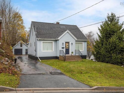 32 Archibald Street, Truro, NS 