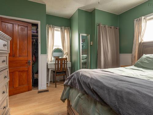 5347 Highway 1, Salmon River, NS 