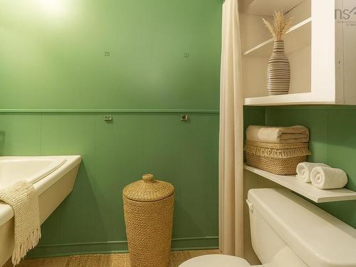 5347 Highway 1, Salmon River, NS 