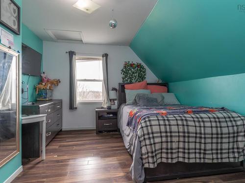 5347 Highway 1, Salmon River, NS 