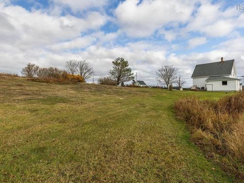 5347 Highway 1, Salmon River, NS 