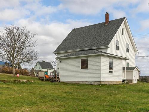 5347 Highway 1, Salmon River, NS 