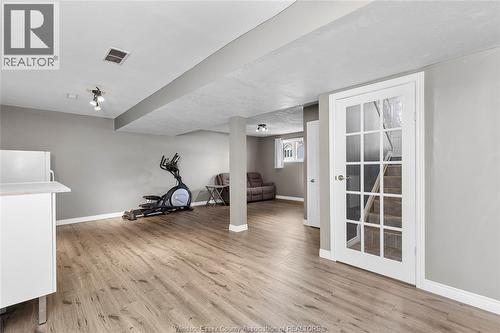 148 Riverview Avenue, Lasalle, ON - Indoor