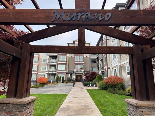 315-850 Saucier Avenue, Kelowna, BC - Outdoor