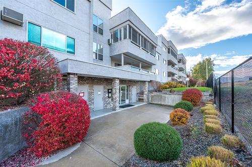 203-2477 Ingram Road, West Kelowna, BC - Outdoor