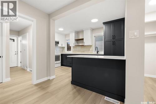 3 Sussex Crescent, Regina, SK - Indoor Photo Showing Kitchen