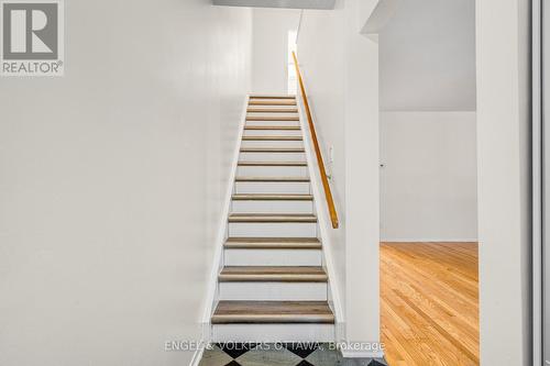 933 Greenbriar Avenue, Ottawa, ON - Indoor Photo Showing Other Room