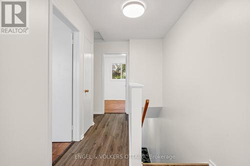 933 Greenbriar Avenue, Ottawa, ON - Indoor Photo Showing Other Room