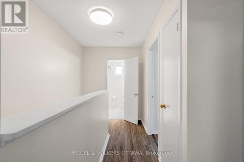 933 Greenbriar Avenue, Ottawa, ON - Indoor Photo Showing Other Room