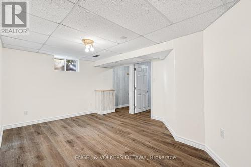 933 Greenbriar Avenue, Ottawa, ON - Indoor Photo Showing Other Room