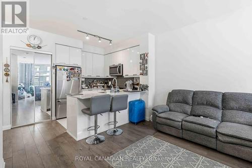 1501 - 65 Watergarden Drive, Mississauga, ON - Indoor