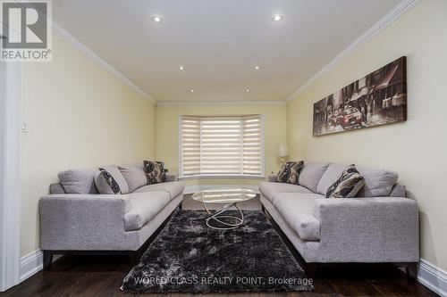 1448 Mayors Manor, Oakville, ON - Indoor Photo Showing Living Room