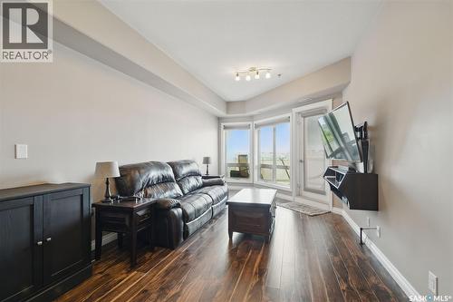 305 412 Willowgrove Square, Saskatoon, SK - Indoor Photo Showing Living Room