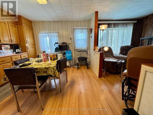 209 Ross Road, Smooth Rock Falls (Srf), ON - Indoor