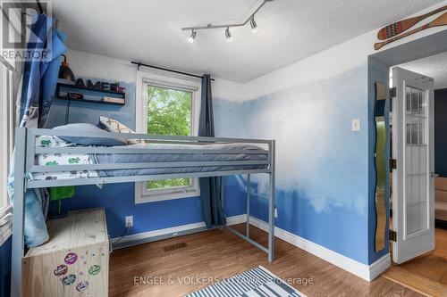 2 Lower Charlotte Street, Ottawa, ON - Indoor