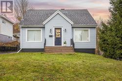 32 Archibald Street  Truro, NS B2N 4R4