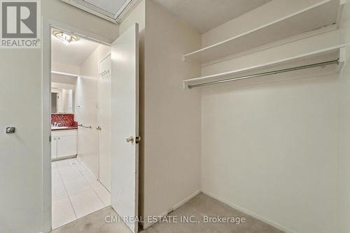 879 Beauclaire Drive, Ottawa, ON - Indoor