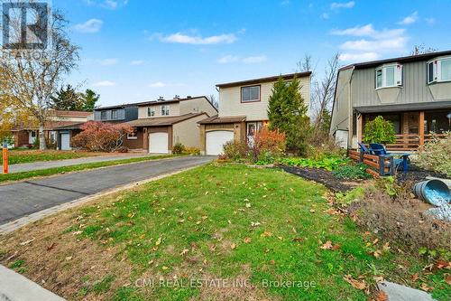 879 Beauclaire Drive, Ottawa, ON - Outdoor
