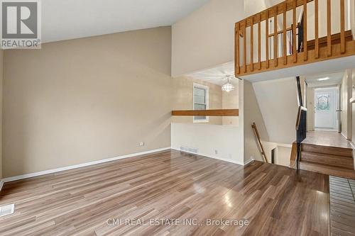 879 Beauclaire Drive, Ottawa, ON - Indoor Photo Showing Other Room