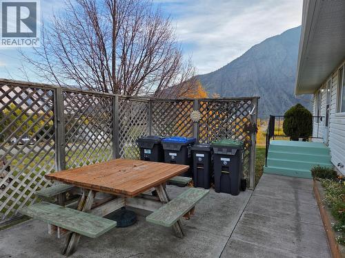 634 Morrison Drive, Keremeos, BC - Outdoor