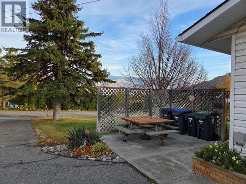 634 Morrison Drive, Keremeos, BC - Outdoor
