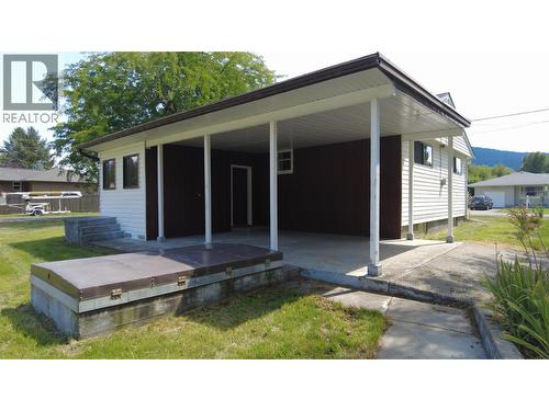 6295 College Road, Grand Forks, BC - Outdoor With Exterior