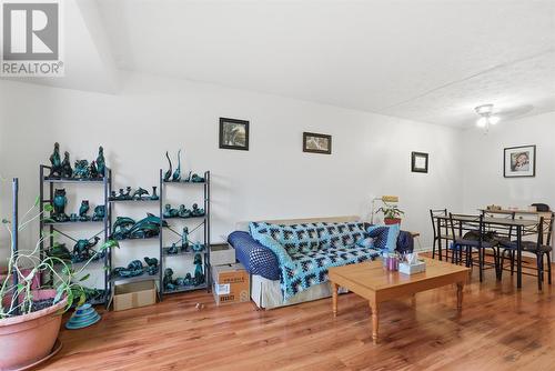29 Laurier Rd, Elliot Lake, ON - Indoor