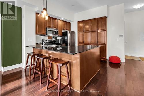 Ph105 - 8 Scollard Street, Toronto, ON - Indoor Photo Showing Kitchen With Stainless Steel Kitchen