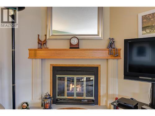 3815 Brown Road Unit# 307, West Kelowna, BC - Indoor Photo Showing Other Room With Fireplace