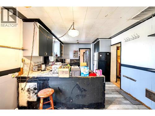 Kitchen - 2214 32 Street, Vernon, BC - Indoor Photo Showing Other Room