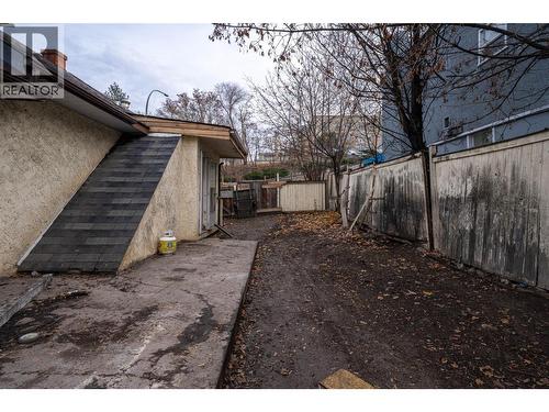 2214 32 Street, Vernon, BC - Outdoor