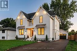 684 PEELE BOULEVARD  Burlington, ON L7R 3B9