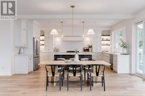 684 Peele Boulevard, Burlington, ON - Indoor