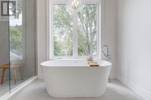 684 Peele Boulevard, Burlington, ON - Indoor