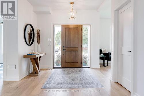 684 Peele Boulevard, Burlington, ON - Indoor Photo Showing Other Room