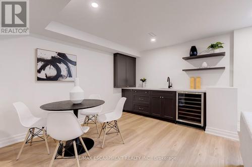 684 Peele Boulevard, Burlington, ON - Indoor Photo Showing Dining Room