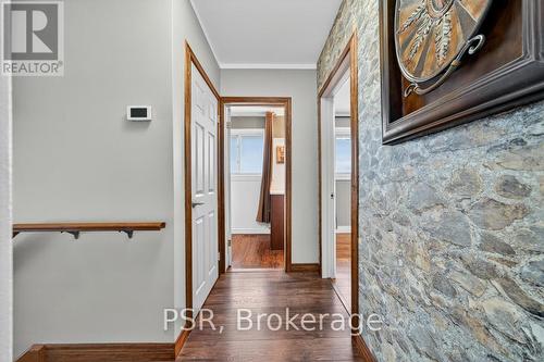 117 Sunrise Drive, Hamilton, ON - Indoor Photo Showing Other Room