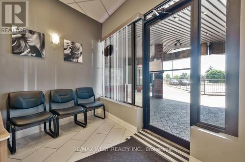 7A - 1065 Davis Drive, Newmarket, ON 