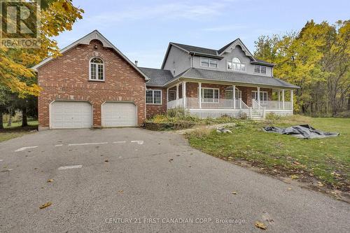 1738 Woodhull Road, London South (South B), ON - Outdoor With Deck Patio Veranda With Facade