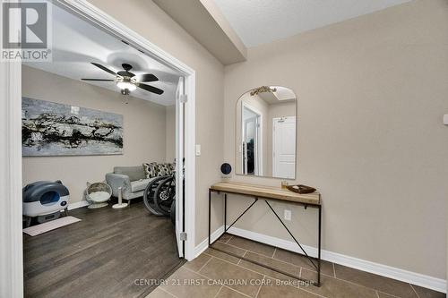 2206 - 330 Ridout Street N, London East (East K), ON - Indoor Photo Showing Other Room