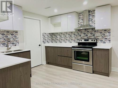 Bsmt - 144 Raymerville Drive, Markham, ON - Indoor Photo Showing Kitchen With Upgraded Kitchen