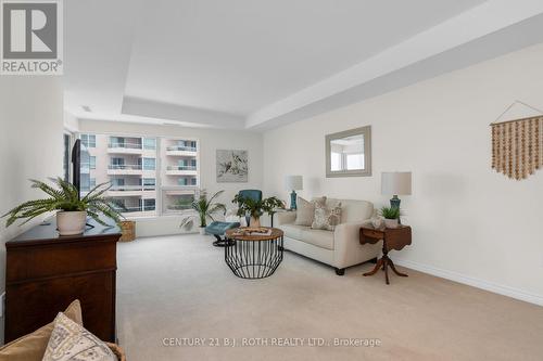 1104 - 6 Toronto Street, Barrie, ON - Indoor Photo Showing Living Room