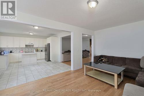 26 Kambalda Road N, Brampton, ON - Indoor