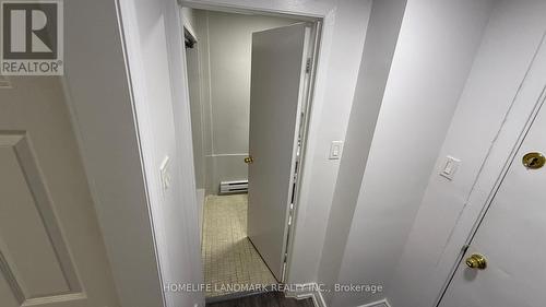 Unit B4 - 676 Mount Pleasant Road, Toronto, ON - Indoor Photo Showing Other Room