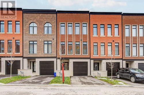 27 CHESTNUT COURT  Aurora, ON L4G 7C4