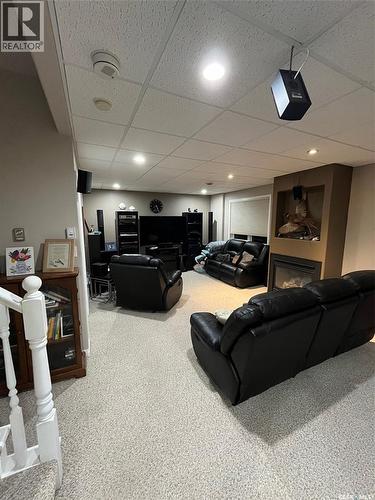 28 Eagle View Way, Elk Ridge, SK - Indoor